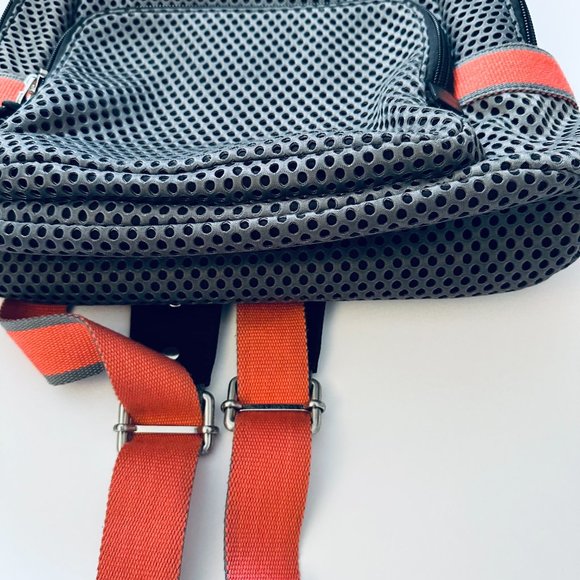 FOSSIL Laptop Back Pack Bag in Black Gray and Orange - Picture 2 of 4